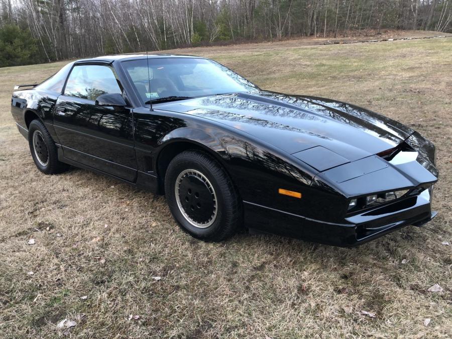 Pontiac Firebird Trans Am GTA KITT Tribute 1987 года  (фото 1 из 78)